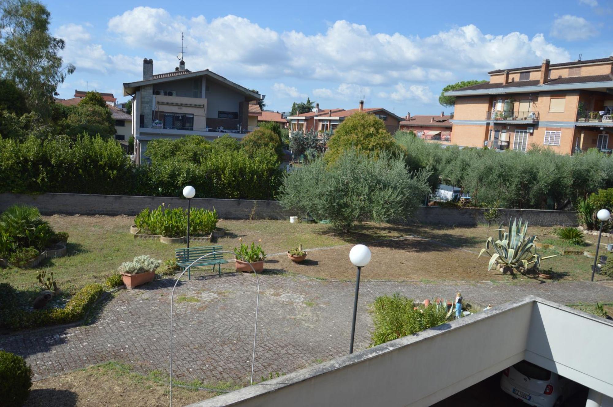 Hotel Domus Achille Fosco à Ciampino Extérieur photo